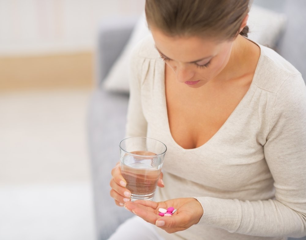 Причины и лечение горечи во рту по утрам