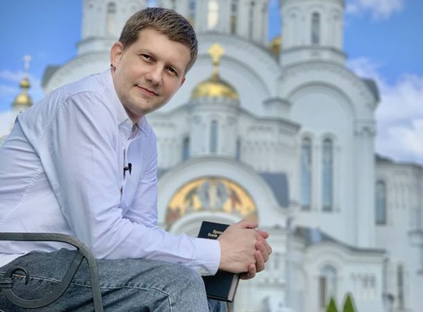 Нейрохирург Александр Тома оценил вероятность потери слуха Бориса Корчевникова