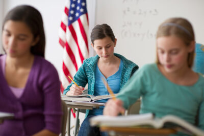 Среднее образование в США: виды школ и программы обучения