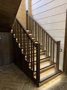Металлическая лестница для дома: особенности и достоинства