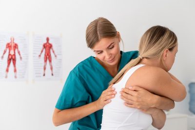 Как сейчас лечат заболевания спины без операции?