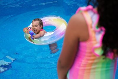 Безопасность и радость: организация детского бассейна для активного отдыха