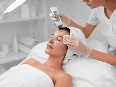 Косметология: Научный уход за кожей для сохранения молодости и здоровья