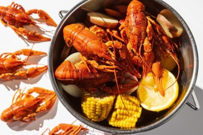 Доставка варёных раков быстро и легко: как заказать вкусно, без хлопот